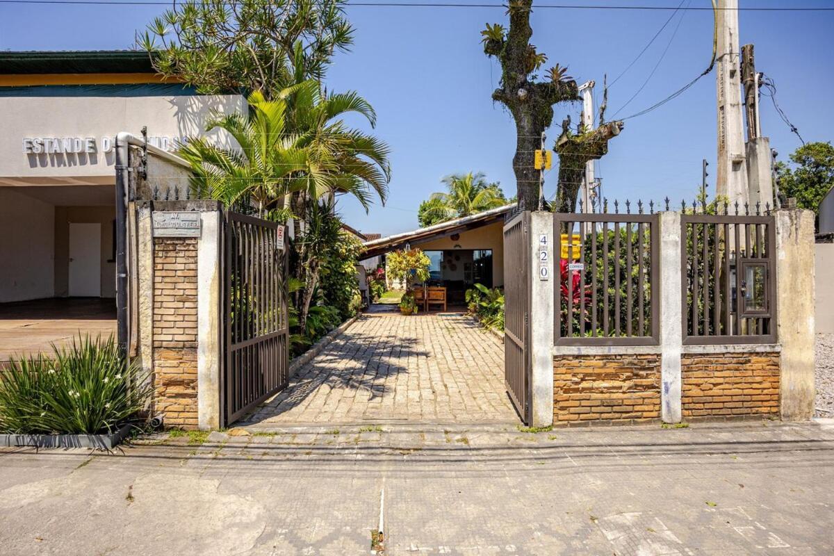 Вилла Ubatuba Casa Frente Mar Экстерьер фото